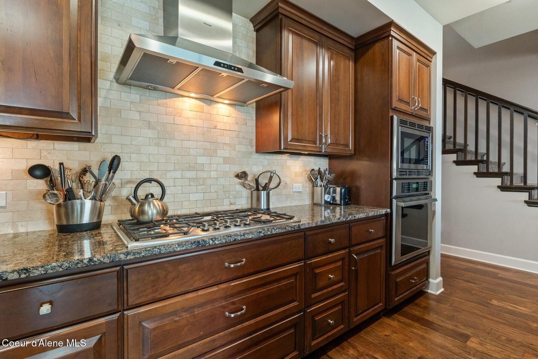 606 Sandpoint Avenue Sandpoint, ID 83864 - Photo 7 of 84 A Chef's Perfect Prep Space