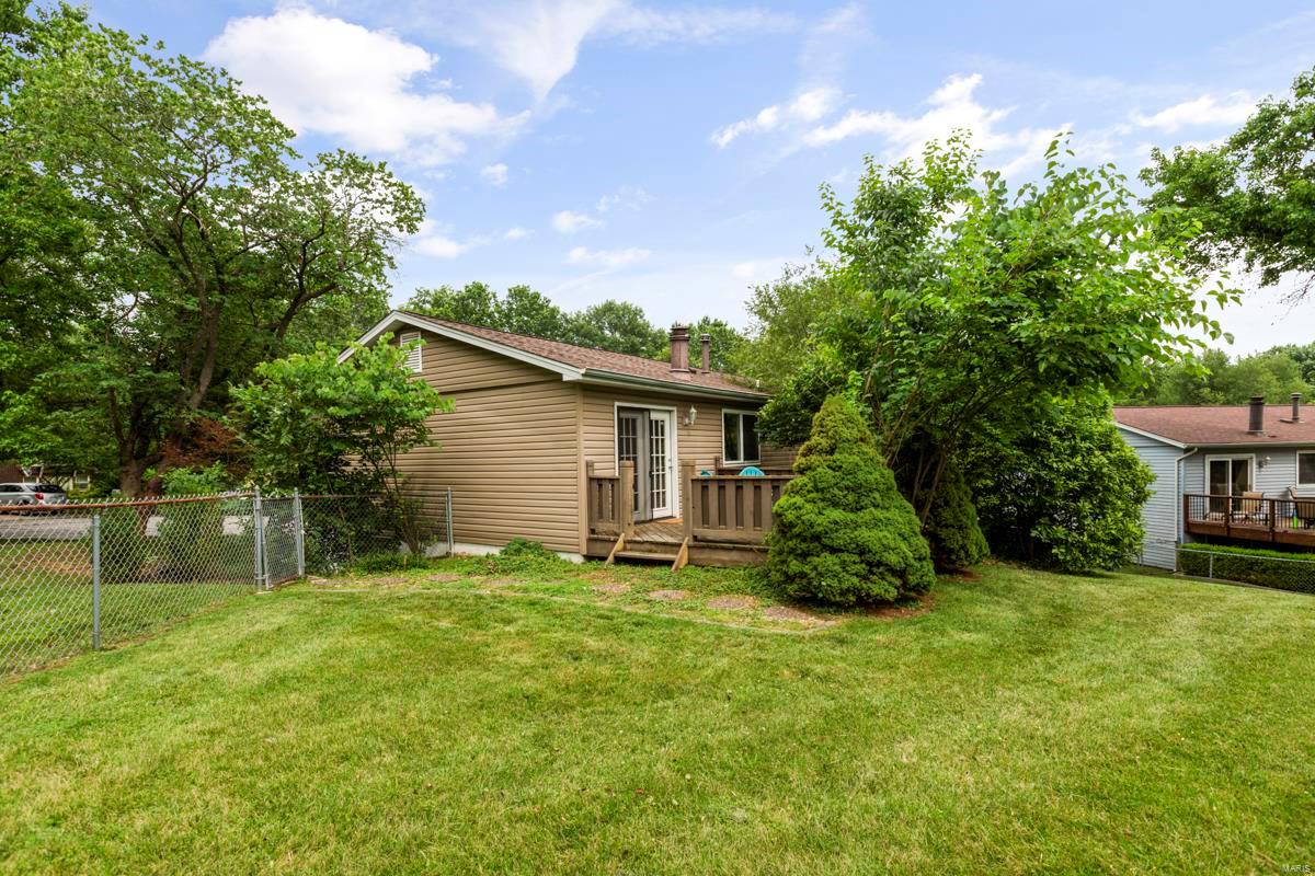 354 Bellestri Drive Ballwin, MO 63021 - Photo 35 of 38