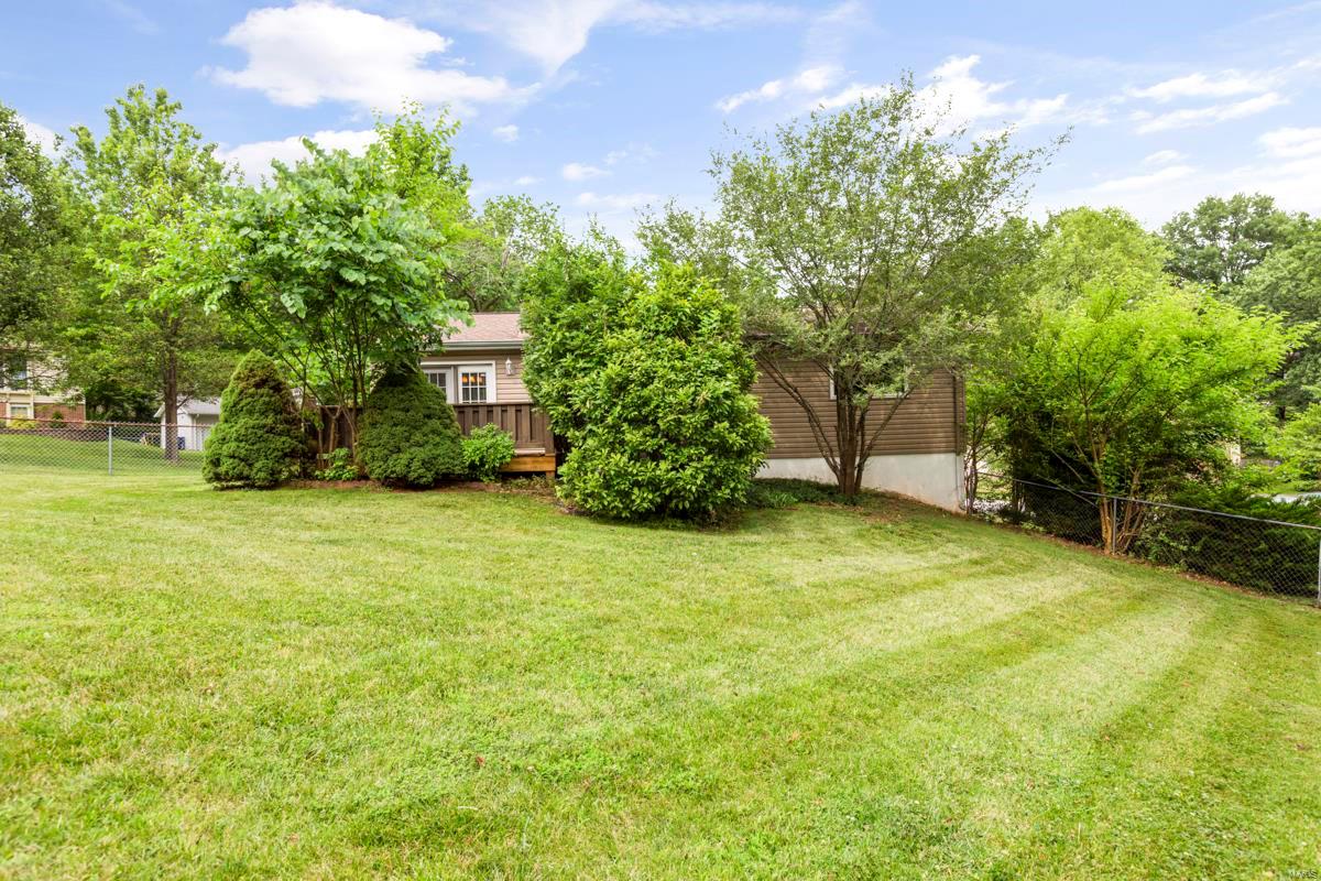 354 Bellestri Drive Ballwin, MO 63021 - Photo 36 of 38