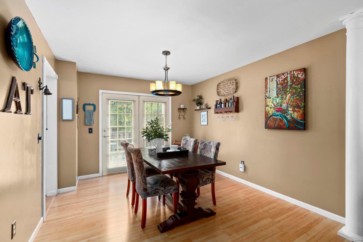 354 Bellestri Drive Ballwin, MO 63021 - Photo 9 of 38