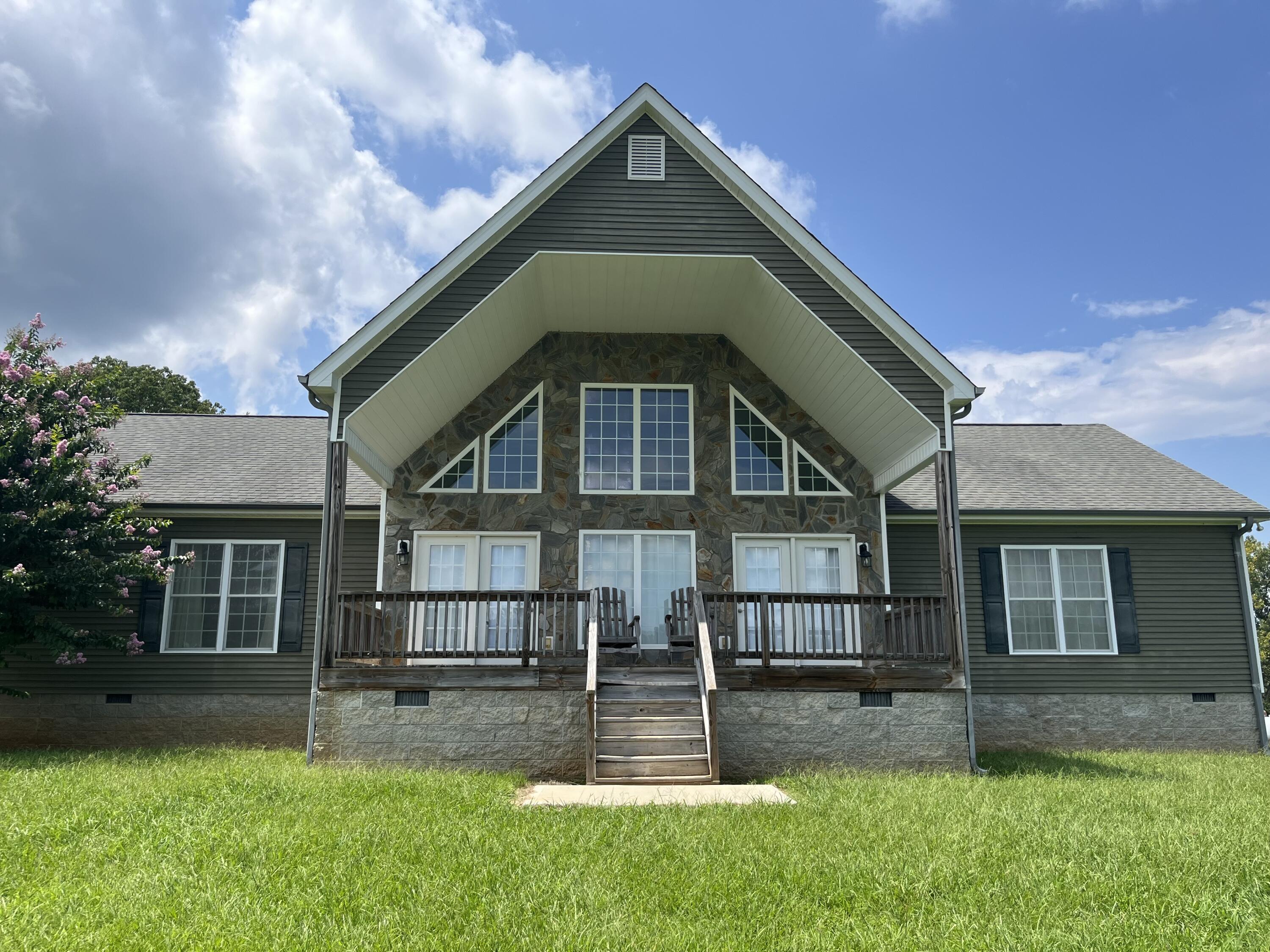 450 Jefferson Street McCormick, SC 29835 - Photo 2 of 18 IMG_0319