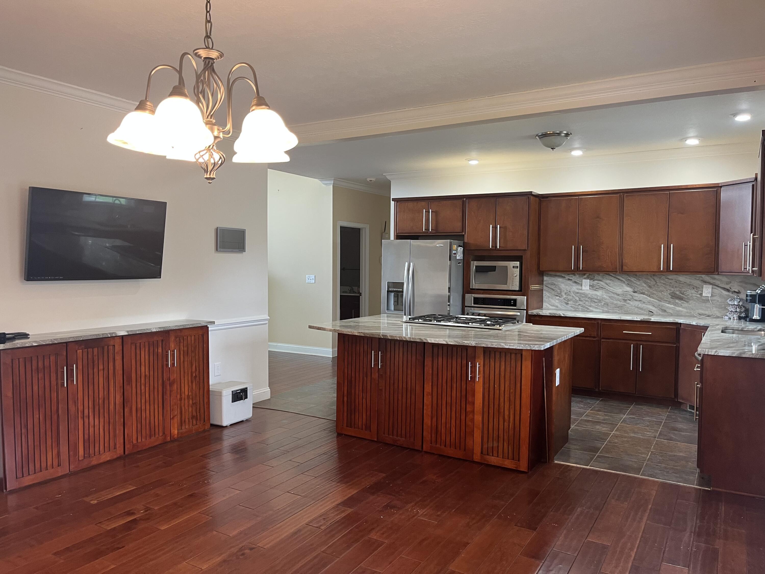 450 Jefferson Street McCormick, SC 29835 - Photo 5 of 18 IMG_0342