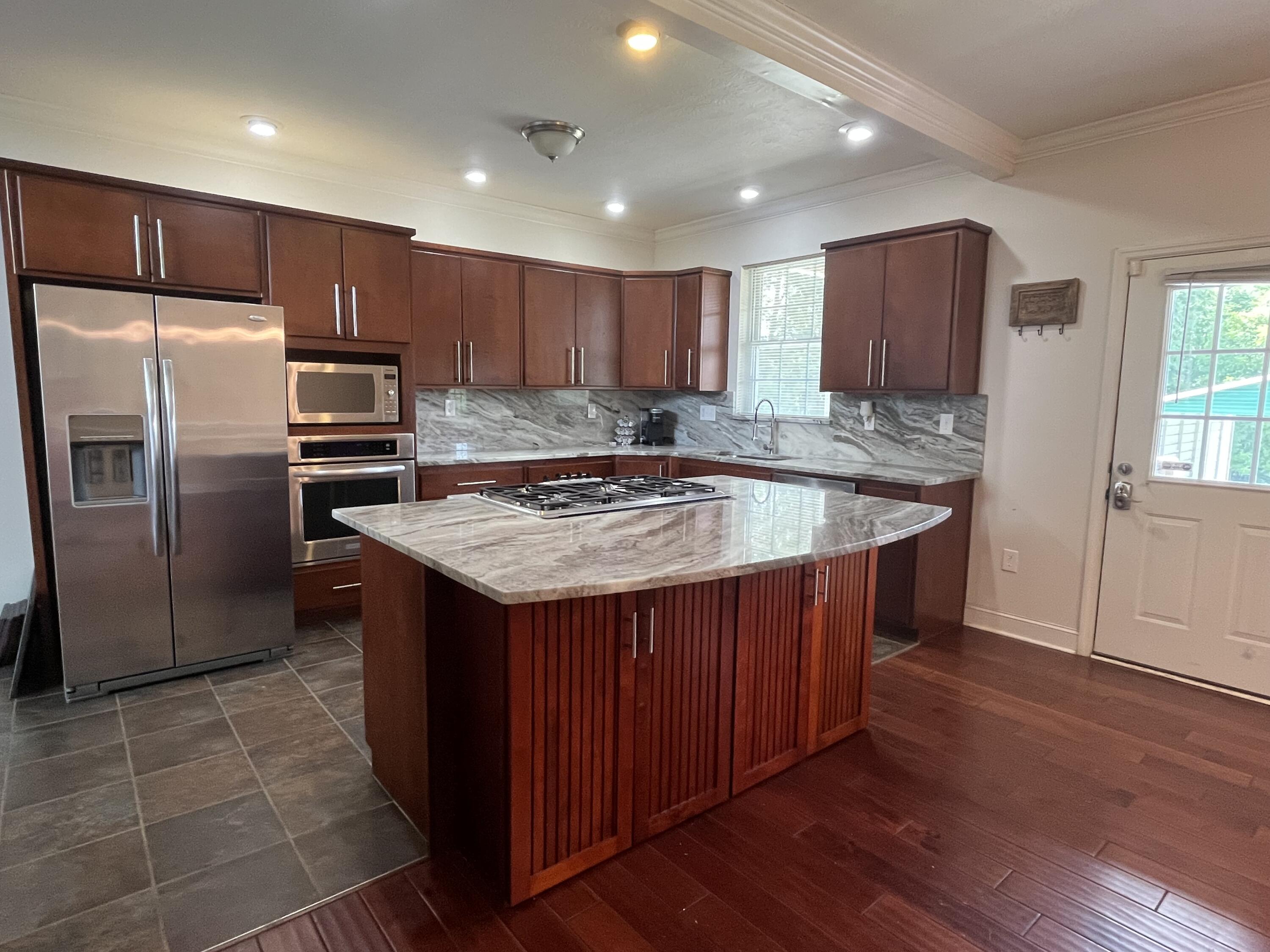 450 Jefferson Street McCormick, SC 29835 - Photo 6 of 18 IMG_0341