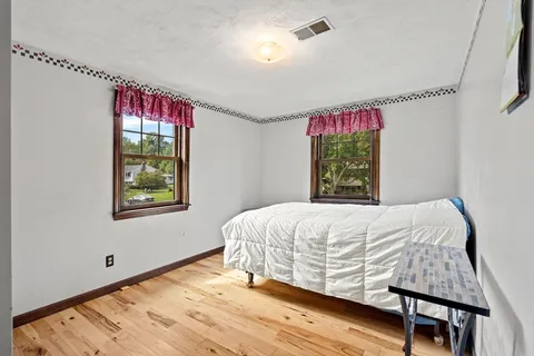 $660,000 | 23 Lincolnshire Drive, Haverhill, MA 01835