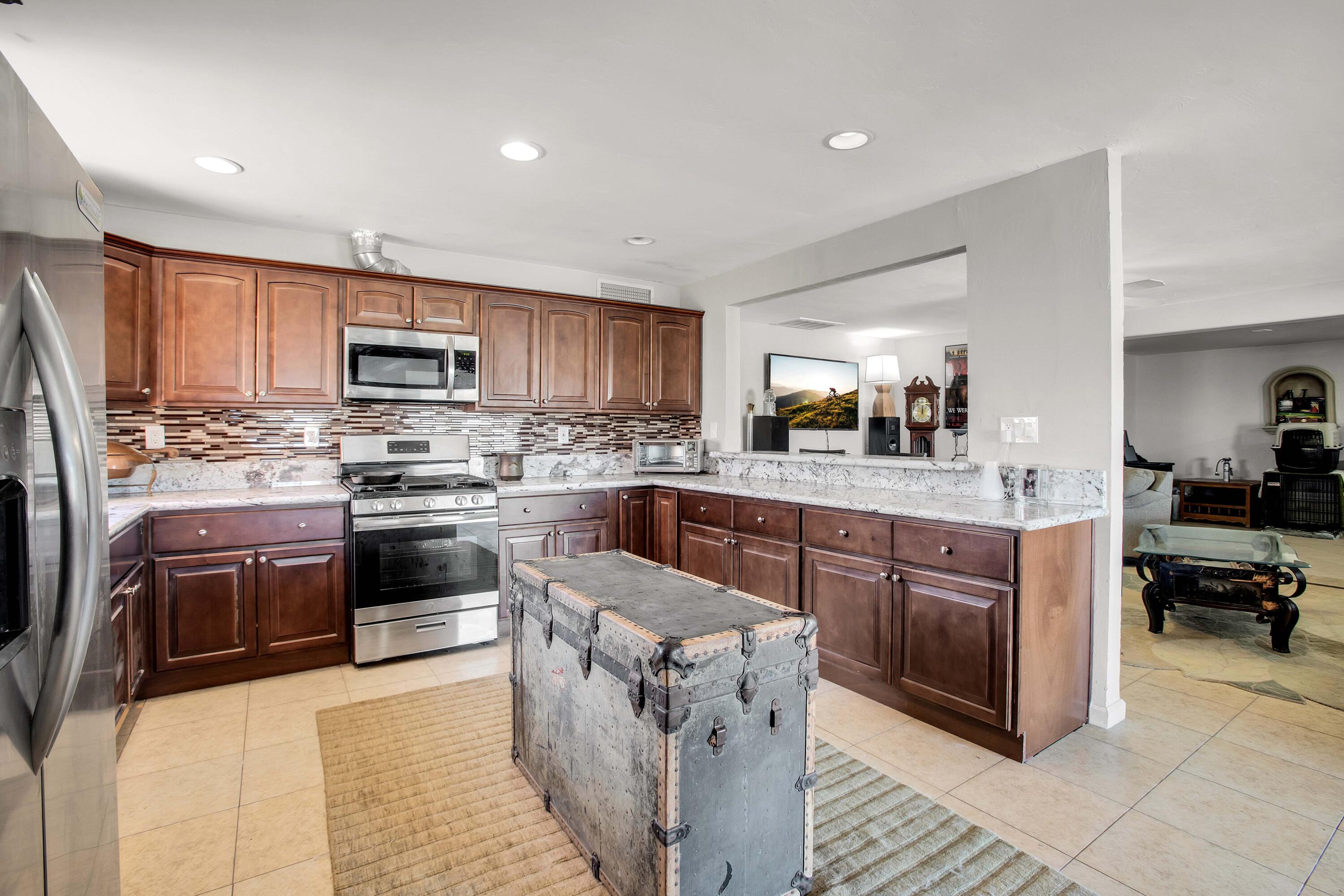 16550 Vernon Road Whitewater, CA 92282 - Photo 12 of 65 14