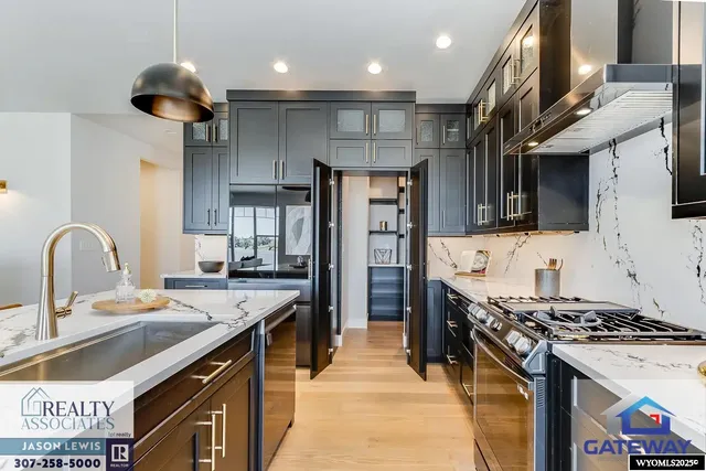 $739,900 | 2685 Heathrow Avenue, Casper, WY 82609