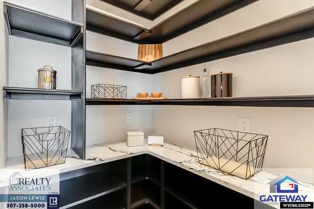 $739,900 | 2685 Heathrow Avenue, Casper, WY 82609