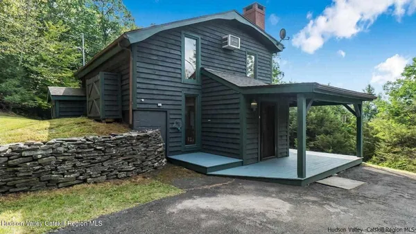 $4,800 | 376 Abbey Road, Mount Tremper, NY 12457