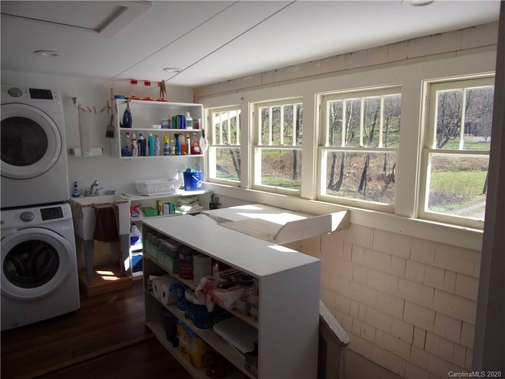27 Maney Branch Road Weaverville, NC 28787 - Photo 17 of 42 Gallery Image 17