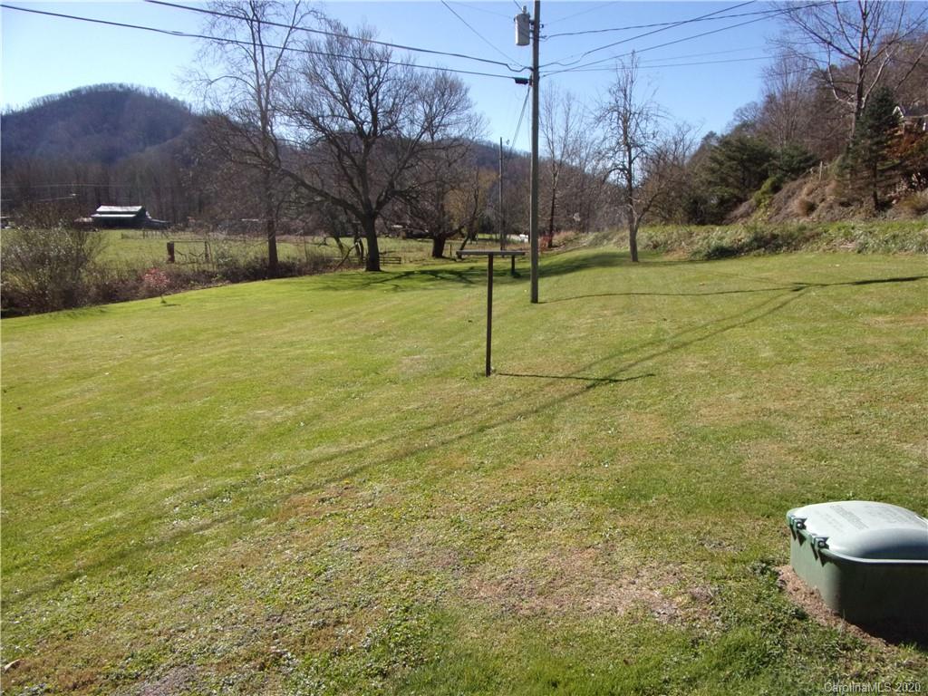 27 Maney Branch Road Weaverville, NC 28787 - Photo 30 of 42 Gallery Image 30