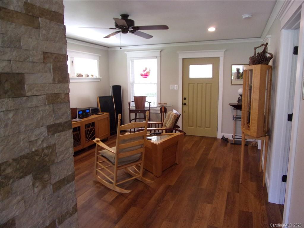 27 Maney Branch Road Weaverville, NC 28787 - Photo 4 of 42 Gallery Image 4