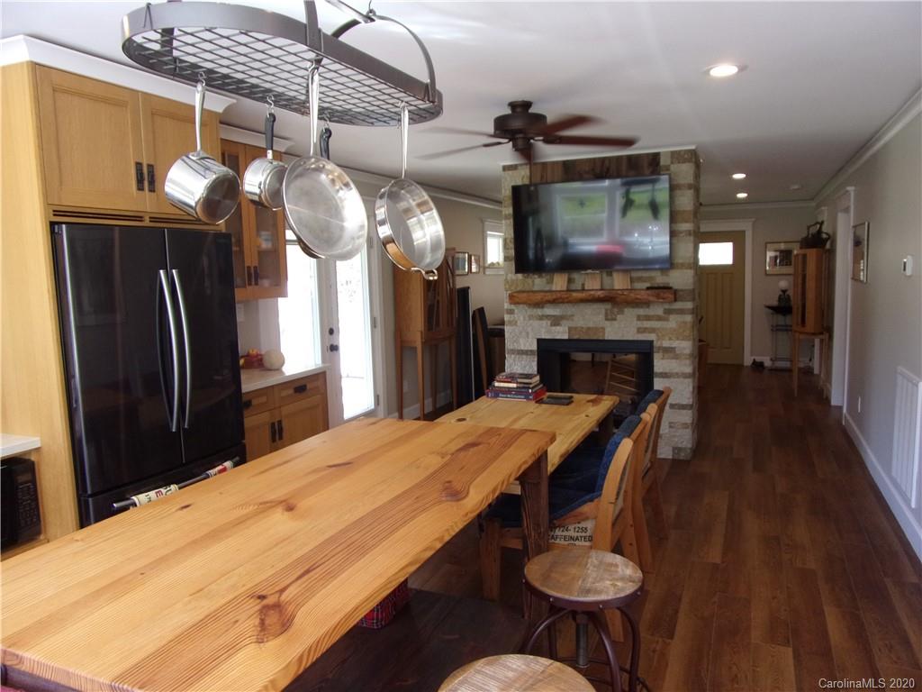 27 Maney Branch Road Weaverville, NC 28787 - Photo 8 of 42 Gallery Image 8