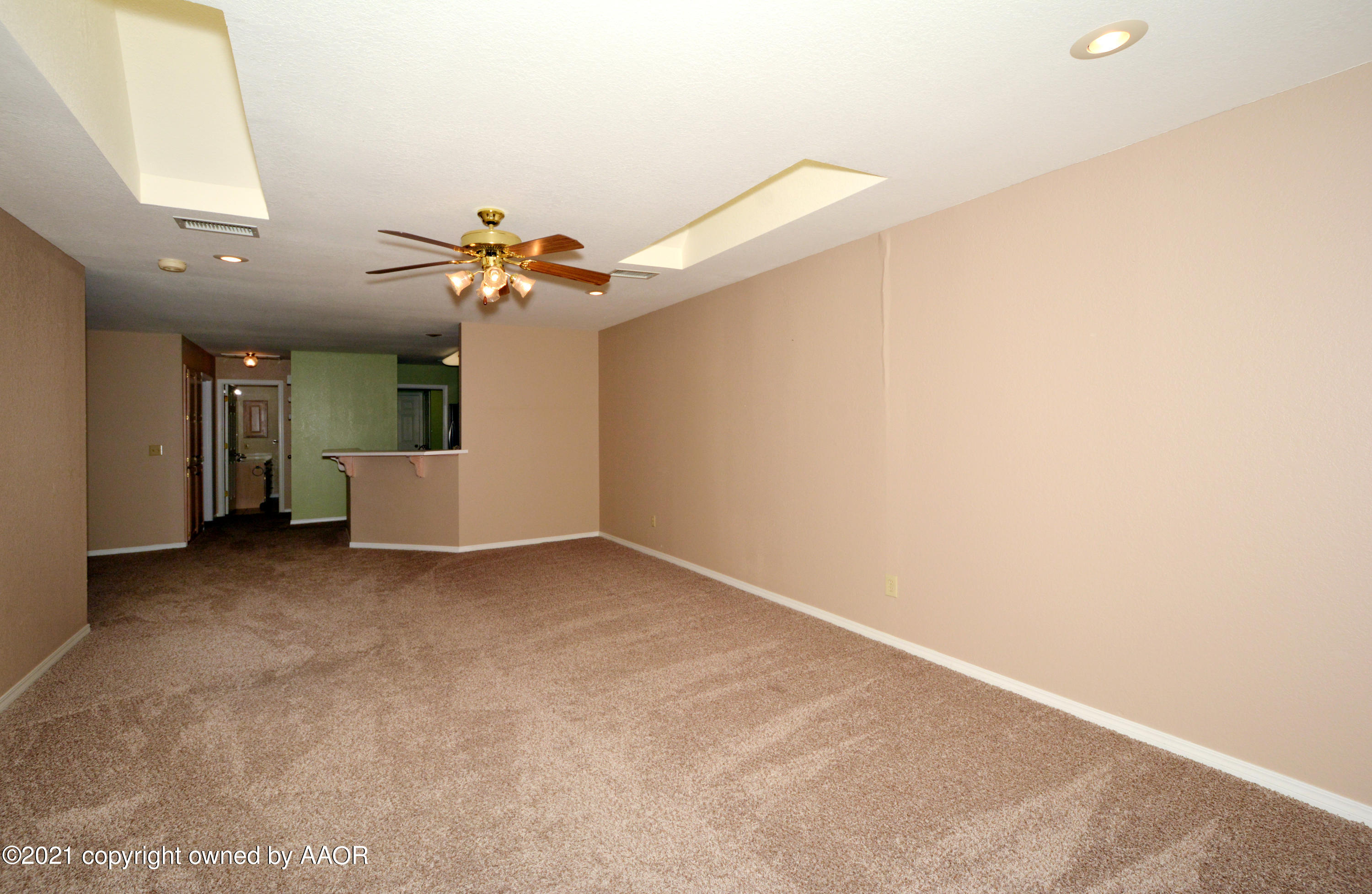 3117 Hobbs Road Amarillo, TX 79109 - Photo 5 of 20 3 Living Area