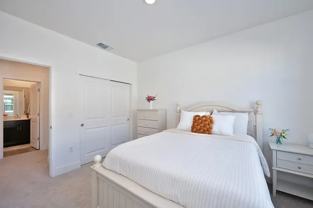 $399,000 | 5301 East Commerce Way, Unit 32101, Sacramento, CA 95835