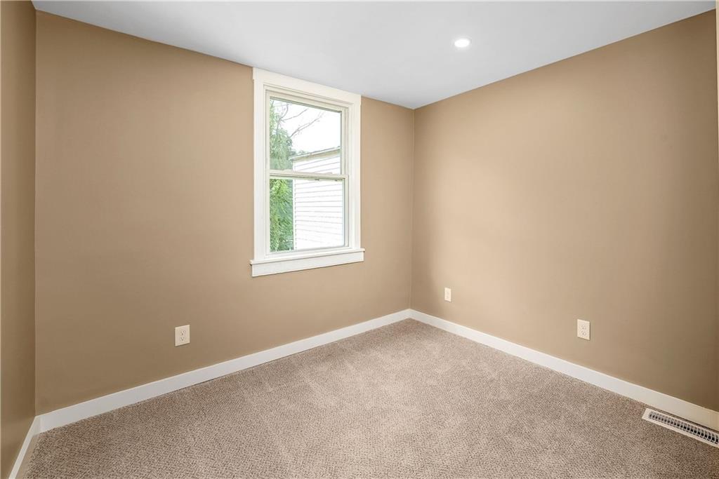 117 Fountain Street Pittsburgh, PA 15212 - Photo 14 of 21 Bedroom on second floor.