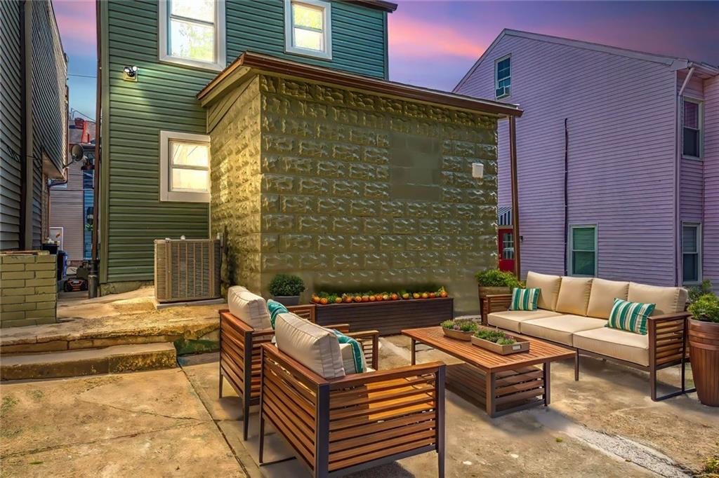 117 Fountain Street Pittsburgh, PA 15212 - Photo 21 of 21 View at dusk.