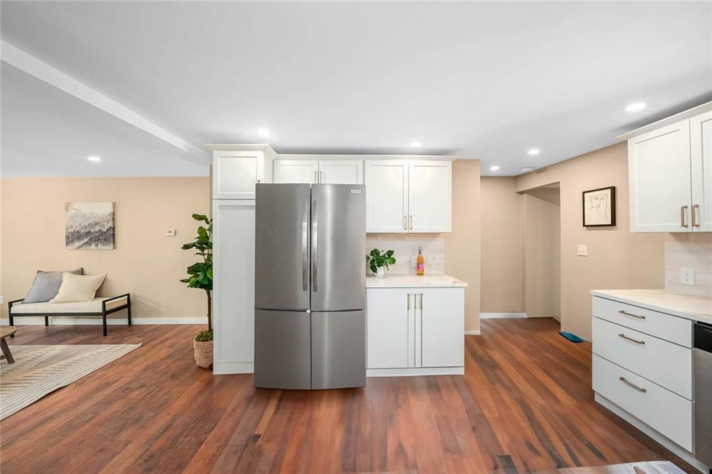 117 Fountain Street Pittsburgh, PA 15212 - Photo 5 of 21 Left side of kitchen.