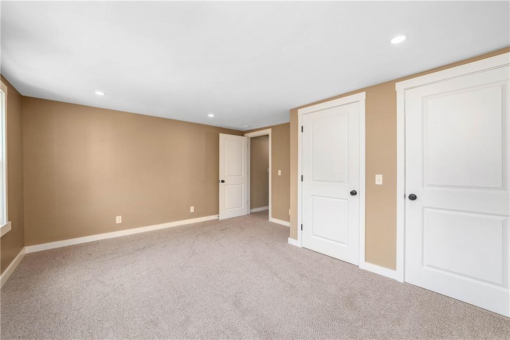 117 Fountain Street Pittsburgh, PA 15212 - Photo 10 of 21 Primary on second floor.