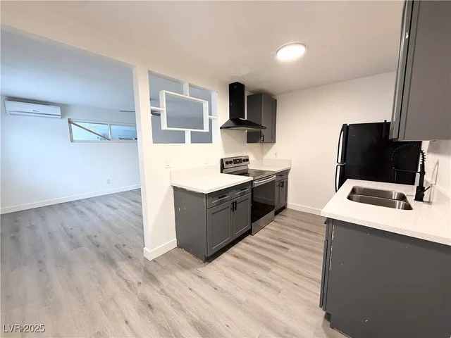 $950 | 2030 Sunrise Avenue, Unit 4, Las Vegas, NV 89101