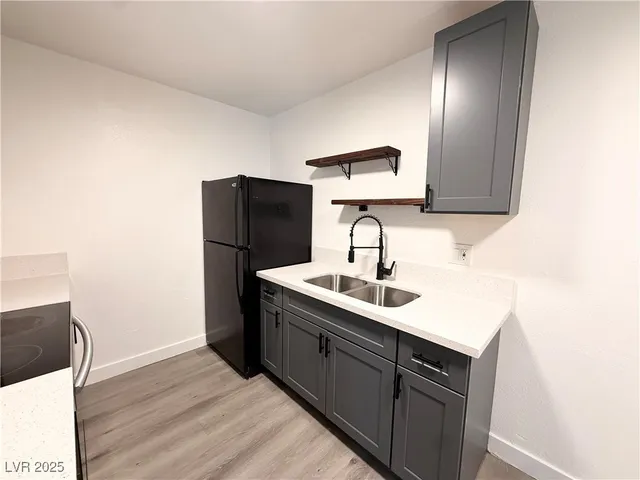 $950 | 2030 Sunrise Avenue, Unit 4, Las Vegas, NV 89101