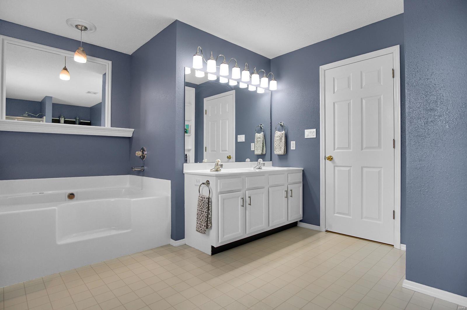 1532 Lincoln Farm Road O'Fallon, IL 62269 - Photo 17 of 25