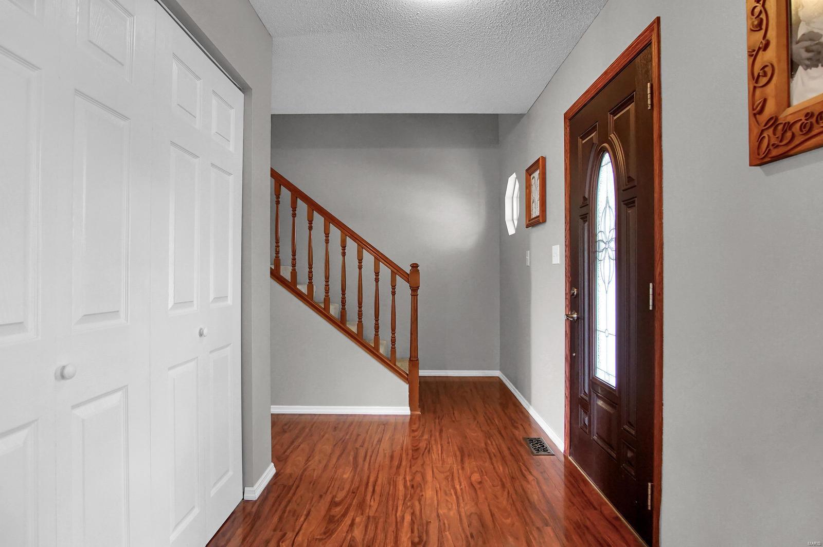 1532 Lincoln Farm Road O'Fallon, IL 62269 - Photo 3 of 25