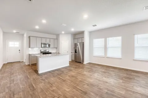 $2,550 | 13507 Howser Trace, Manor, TX 78653
