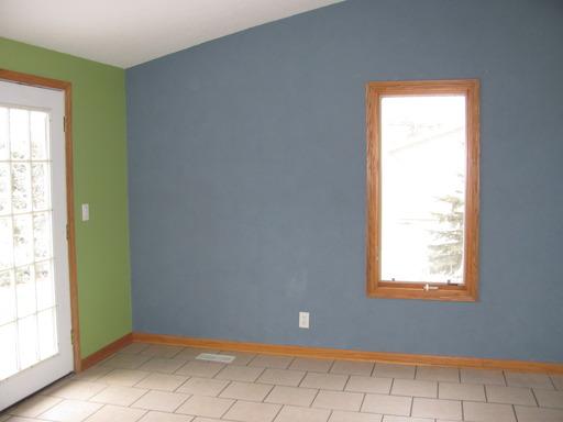 553 B S 10000 Road West Bonfield, IL 60913 - Photo 5 of 15