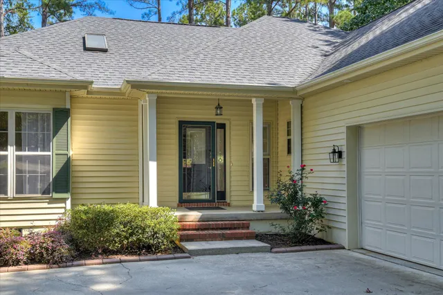 $377,500 | 120 Arbor Lane, McCormick, SC 29835