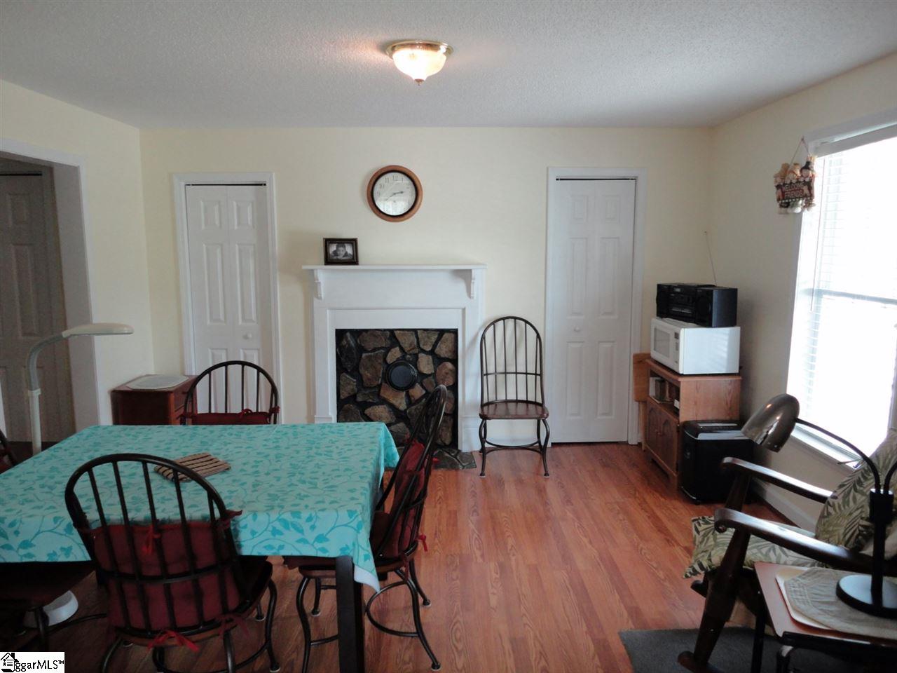 695 West Ridgeway Road Honea Path, SC 29654 - Photo 11 of 36