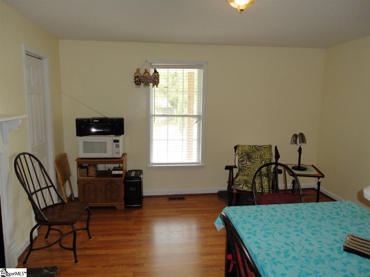 695 West Ridgeway Road Honea Path, SC 29654 - Photo 12 of 36