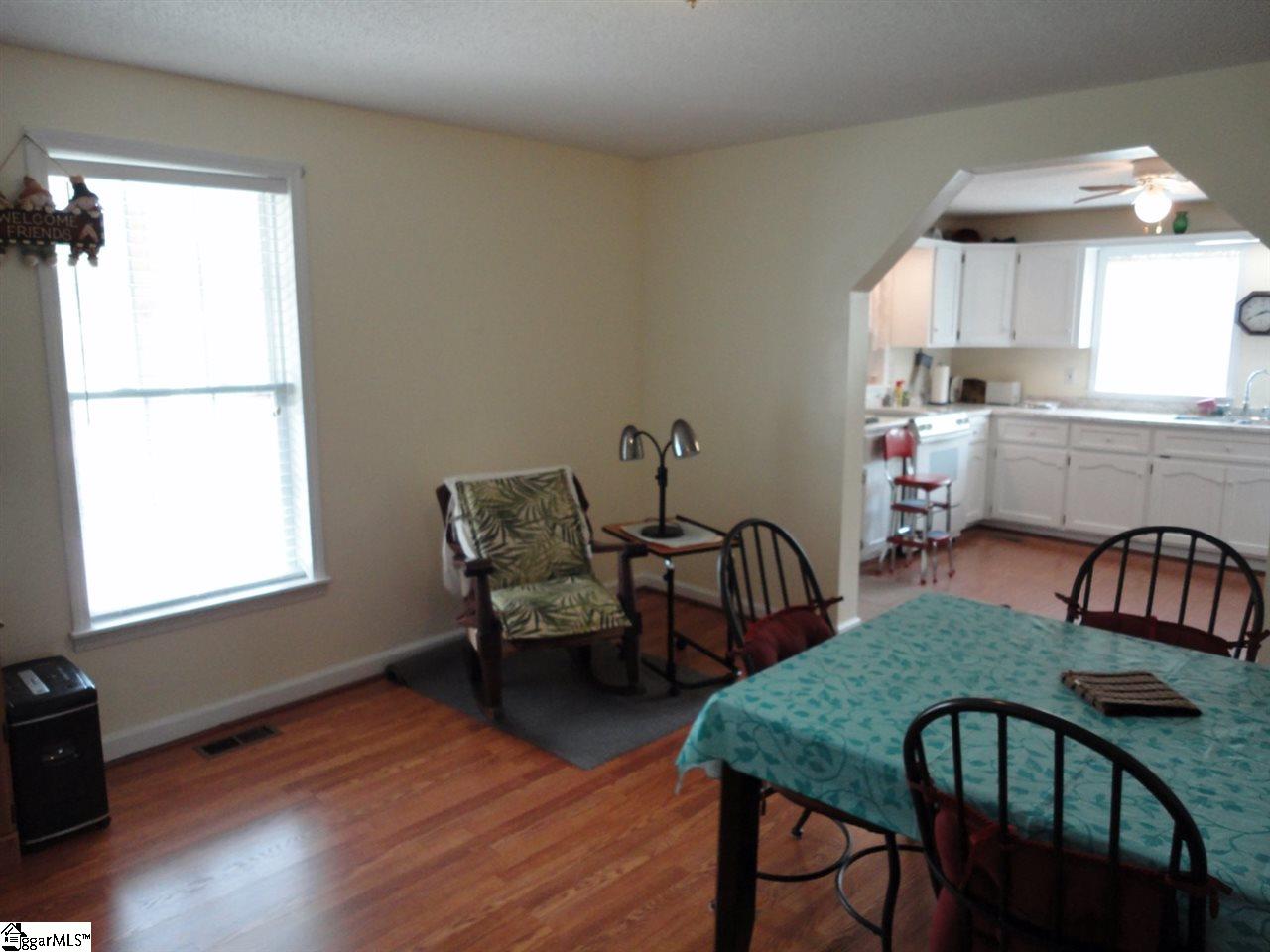 695 West Ridgeway Road Honea Path, SC 29654 - Photo 13 of 36