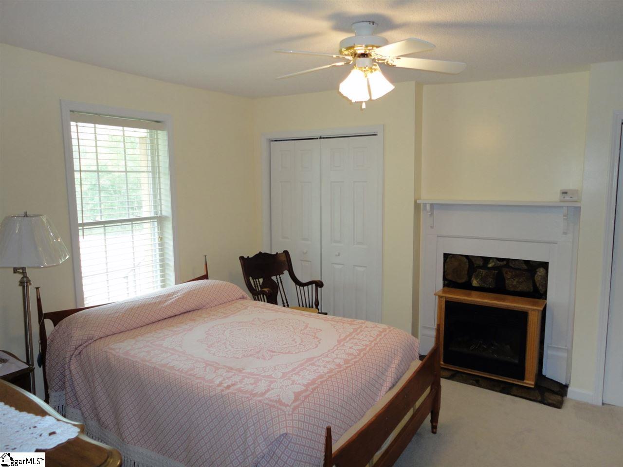 695 West Ridgeway Road Honea Path, SC 29654 - Photo 15 of 36
