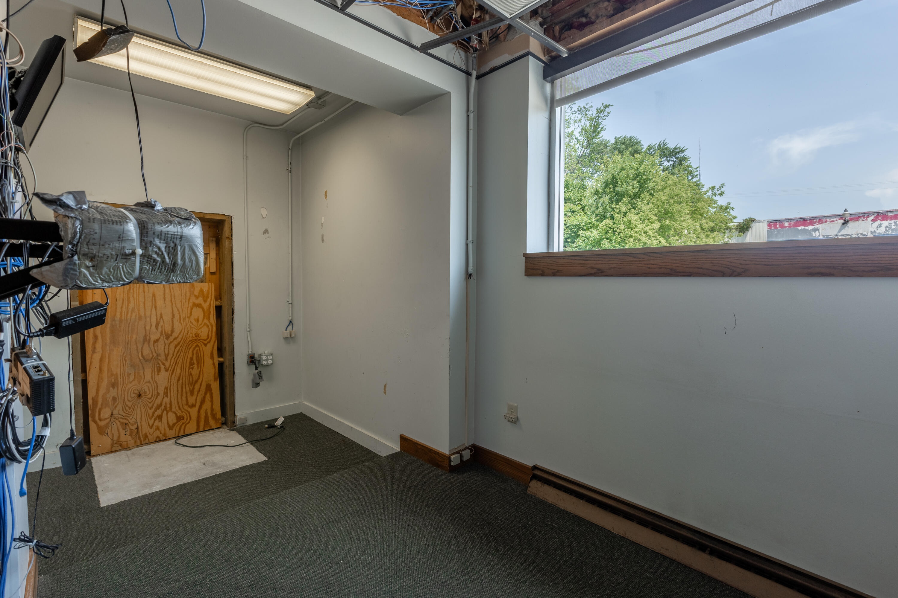 101 West Spring Street Bloomingdale, MI 49026 - Photo 13 of 34 Douglas_Bank-17