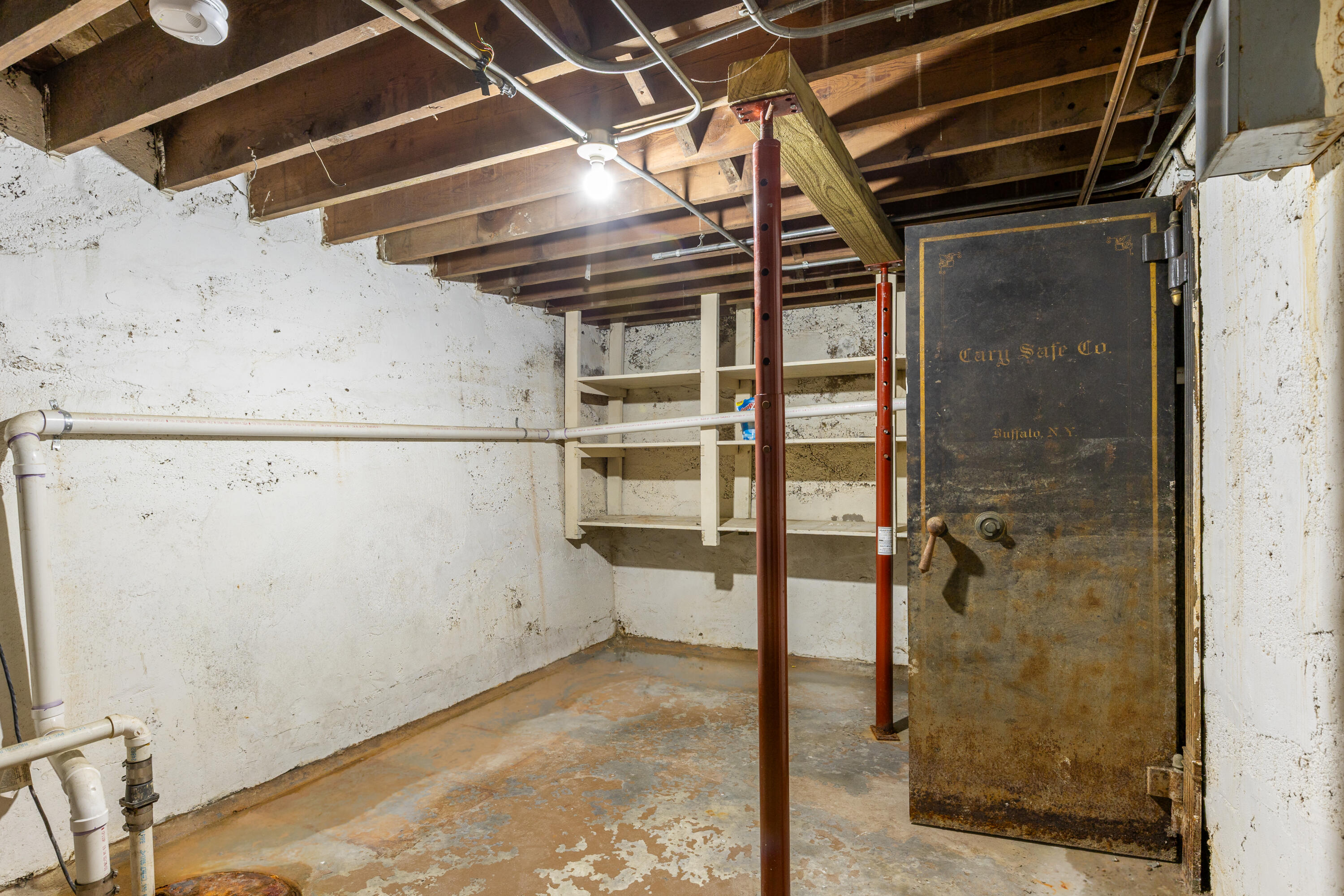 101 West Spring Street Bloomingdale, MI 49026 - Photo 15 of 34 Douglas_Bank-19