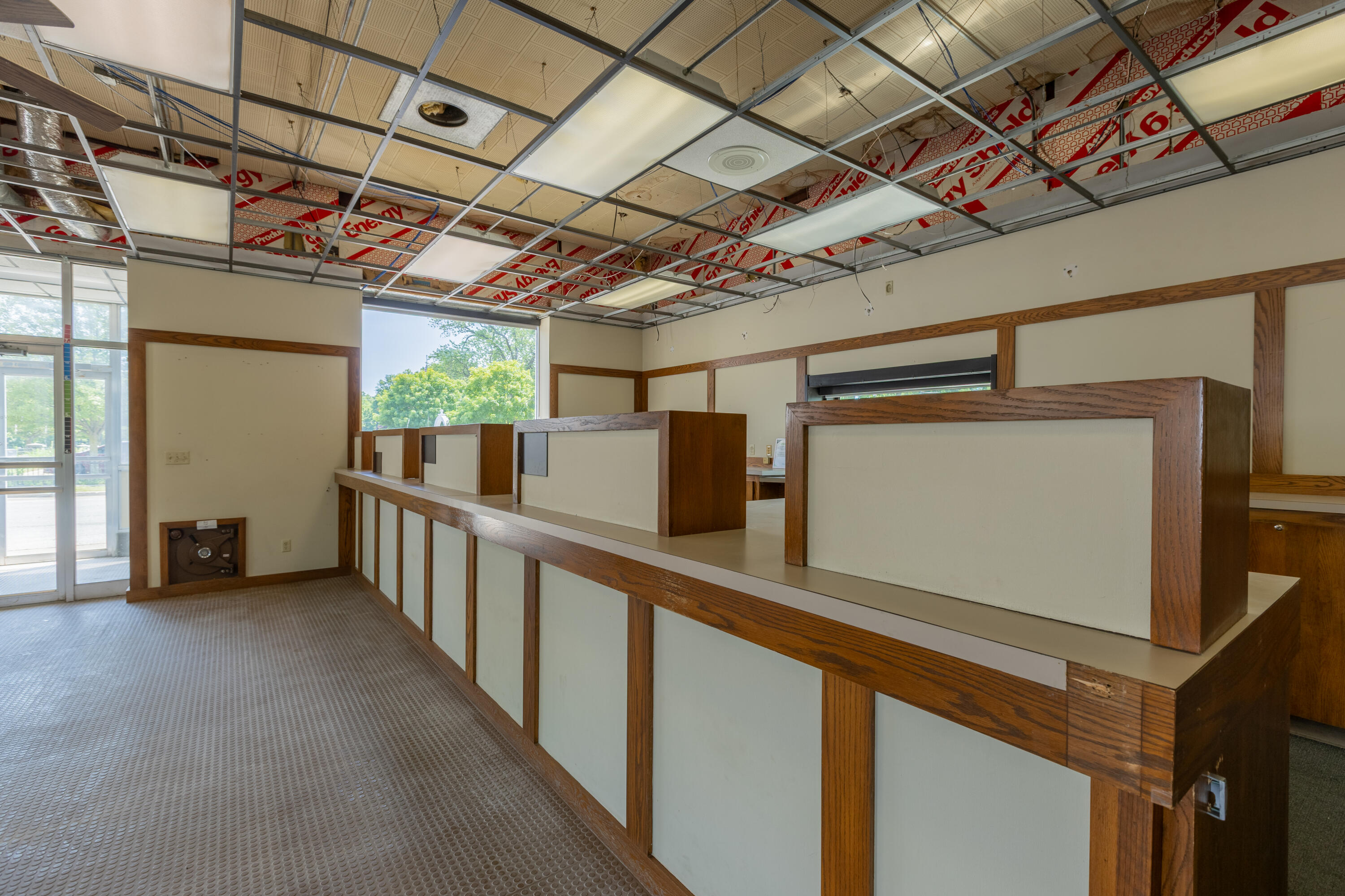 101 West Spring Street Bloomingdale, MI 49026 - Photo 24 of 34 Douglas_Bank-28