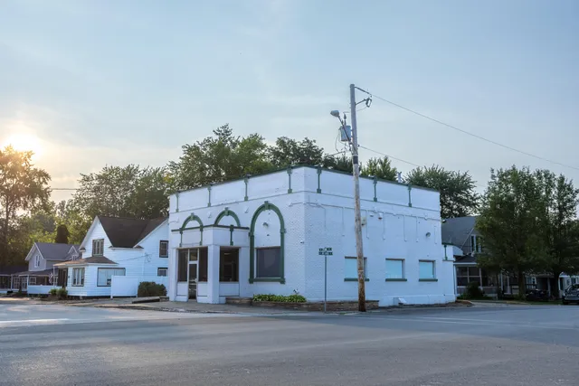 $134,000 | 101 West Spring Street, Bloomingdale, MI 49026