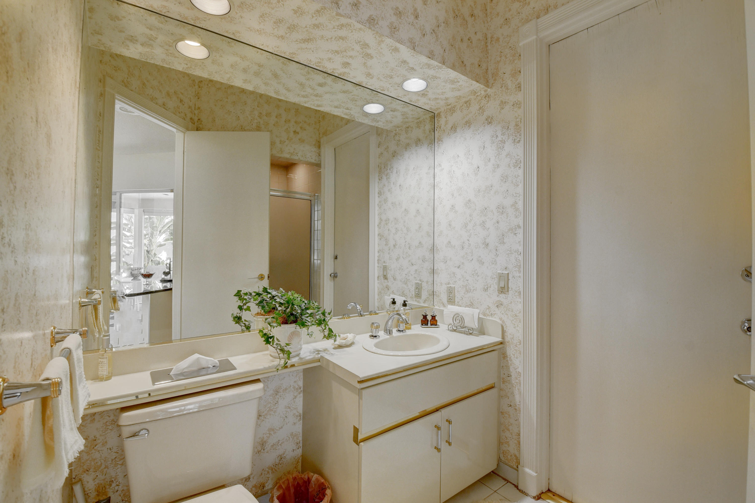 5341 Ascot Bend Road Boca Raton, FL 33496 - Photo 18 of 27 Cabana Bath