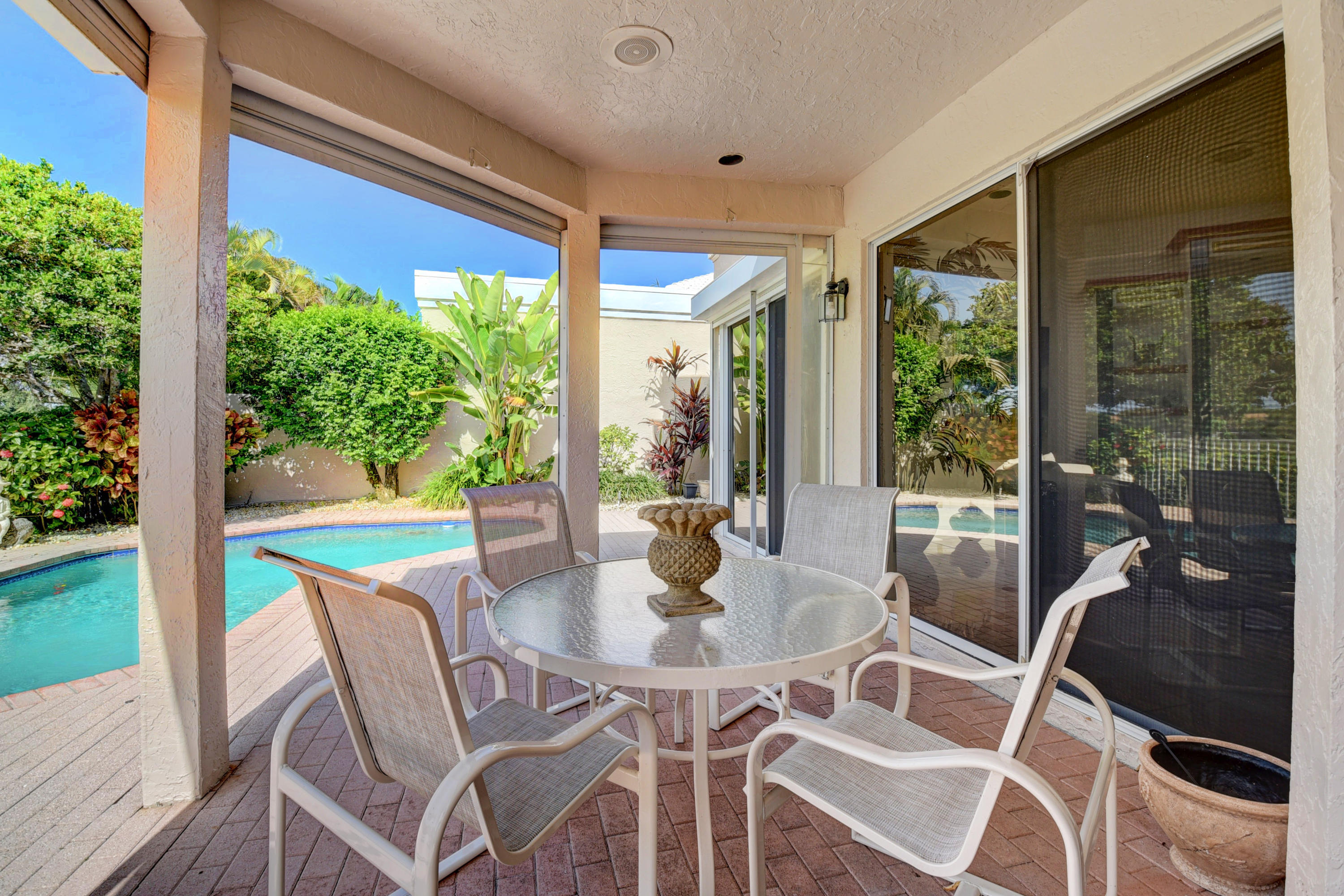 5341 Ascot Bend Road Boca Raton, FL 33496 - Photo 22 of 27 Cover Deck Eat Area