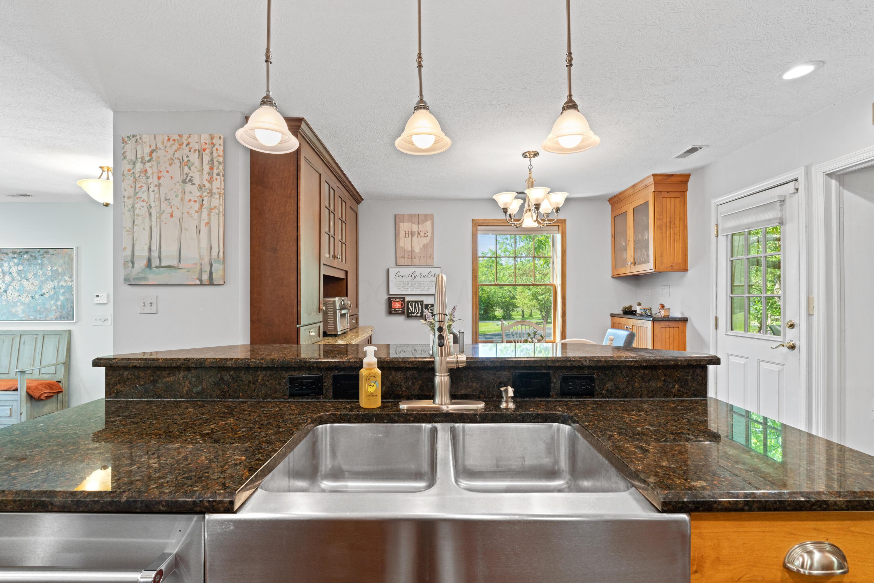 8668 Hyland-Croy Road Dublin, OH 43016 - Photo 24 of 90