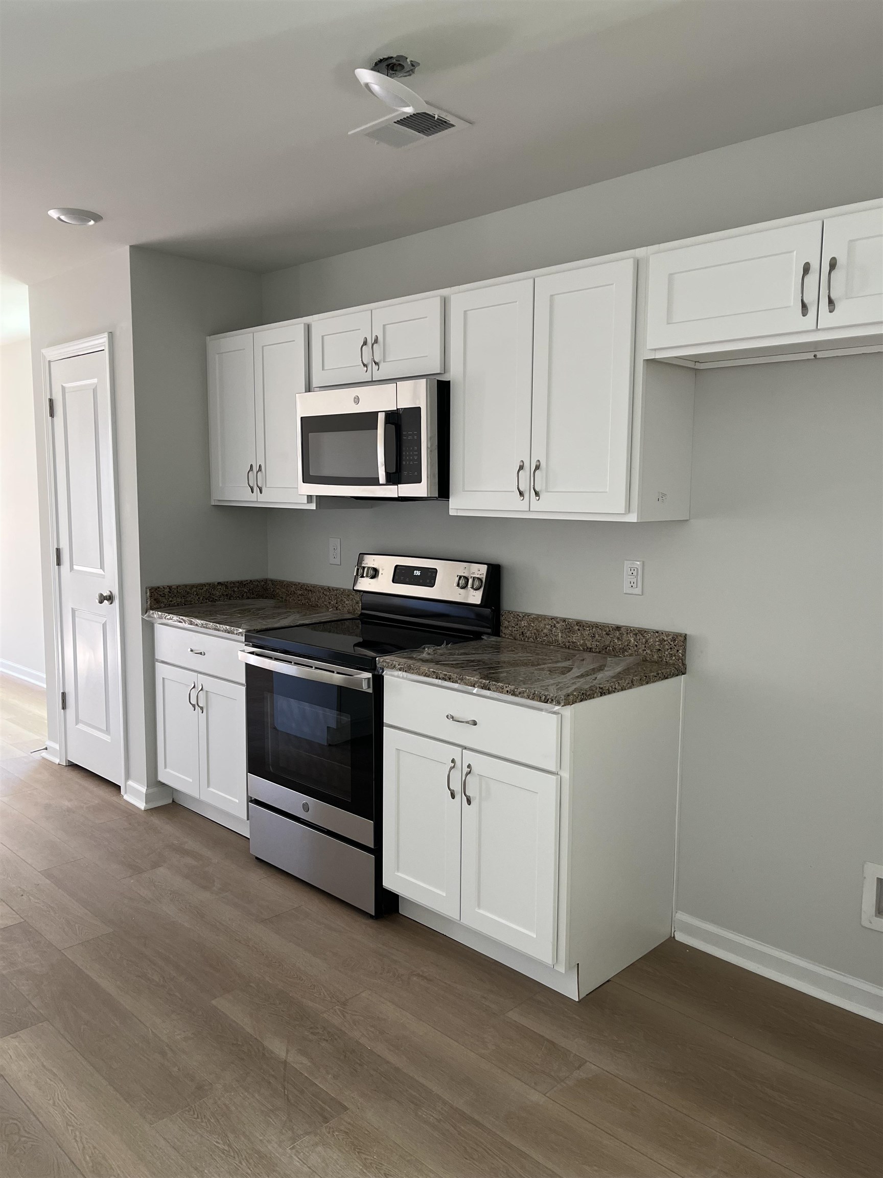 7010 Wingate Drive Inman, SC 29349 - Photo 8 of 18