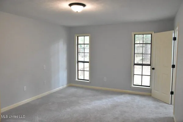 $269,999 | 1528 Tracewood Drive, Jackson, MS 39211
