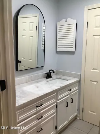 $269,999 | 1528 Tracewood Drive, Jackson, MS 39211