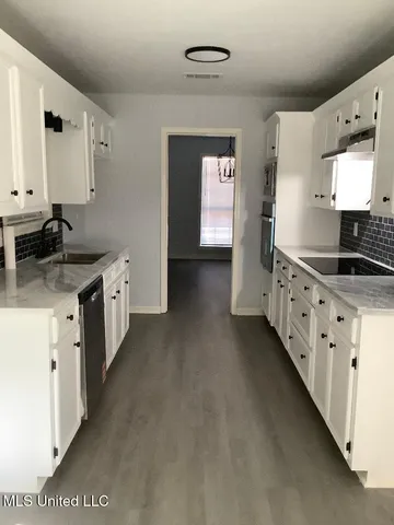 $279,999 | 1528 Tracewood Drive, Jackson, MS 39211