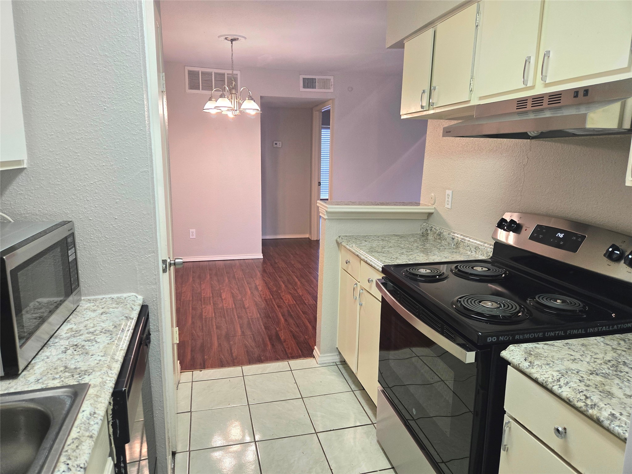 6200 Ranchester Drive, Unit 156 Houston, TX 77036 - Photo 6 of 8