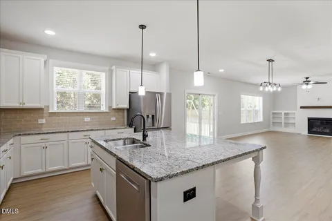 $550,000 | 2104 Temple Hills Way, Fuquay-Varina, NC 27526