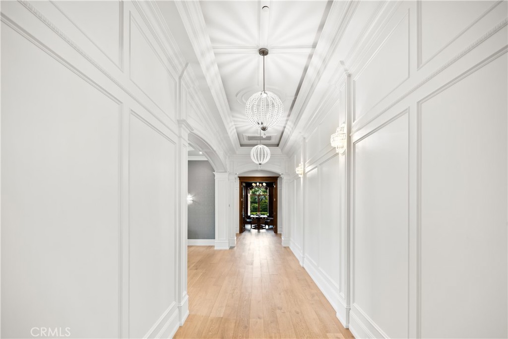 935 West Foothill Boulevard Arcadia, CA 91006 - Photo 26 of 75