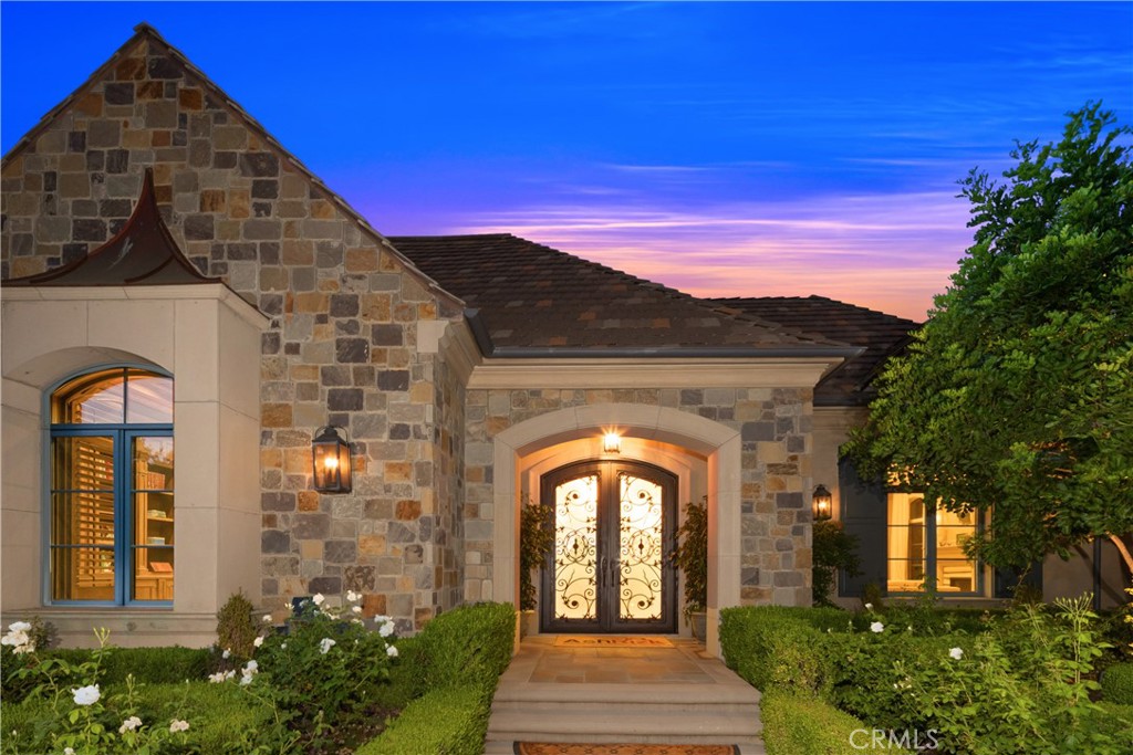 935 West Foothill Boulevard Arcadia, CA 91006 - Photo 3 of 75