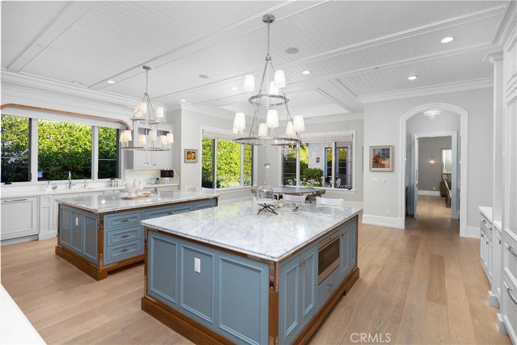 935 West Foothill Boulevard Arcadia, CA 91006 - Photo 33 of 75