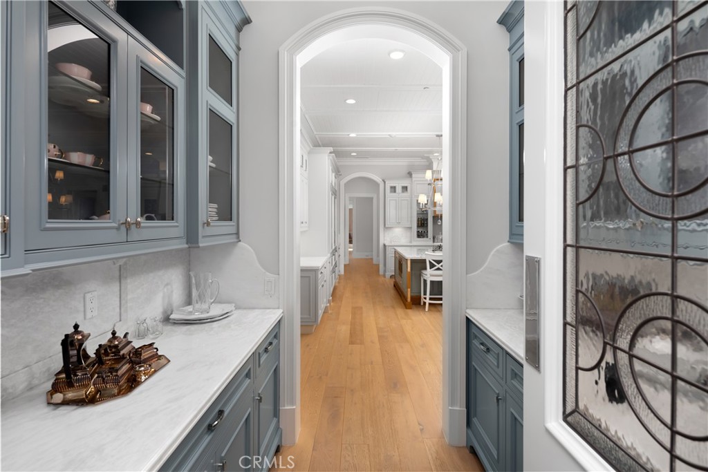 935 West Foothill Boulevard Arcadia, CA 91006 - Photo 35 of 75